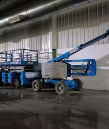 صورة اعلان : Manlift & Boomlift Rental Jeddah — 18m · 24m · 32m ready