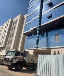 صورة اعلان : قلابات سكس شيولات بوكلينات وتريلات ودينات للايجار اليومي