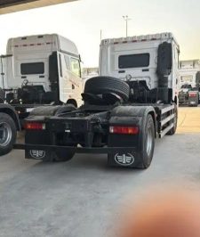 صورة اعلان : شاحنات فاو الصينية