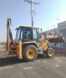 صورة اعلان : جي سي بي لايجارابو مناع طنطاوي جميع انواع المعدات الثقيله