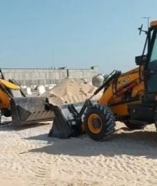 صورة اعلان : للايجار جي سي بي 2024