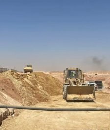 صورة اعلان : شيولات وبوكلينات وكريدرات للإيجار