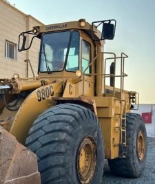 صورة اعلان : شيول 980C كتربلر نظيف جدا موديل 90