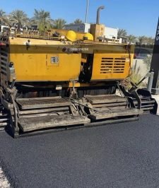 صورة اعلان : فرادة أسفلت 4 متر للايجار