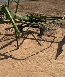 صورة اعلان : معدات زراعيه