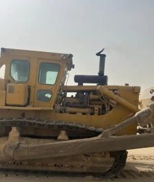 صورة اعلان : بلدوزر كتربلر D9H