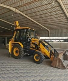 صورة اعلان : جي سي بي عرجاء موديل حديث 2021 لايجار الشهري JCB for Rent