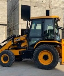 صورة اعلان : جي سي بي عرجاء للايجار موديل جديدة JCB Backhoe For Rent