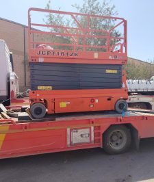 صورة اعلان : سيزرلفت للايجار مانلفت للايجار رافعة شوكيه 7طن للإيجار