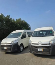 صورة اعلان : شركة للإيجار باصات تويوتا