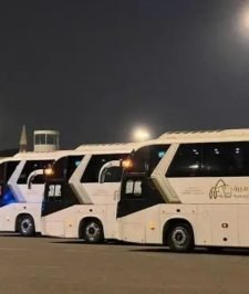 صورة اعلان : باصات للايجار مرسيدس وصيني 50 راكب بأسعار مميزة