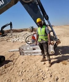 صورة اعلان : شواكيش حفار