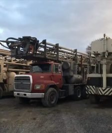 صورة اعلان : حفار أبار الجموم وماحولها وجميع انحاء المملكه