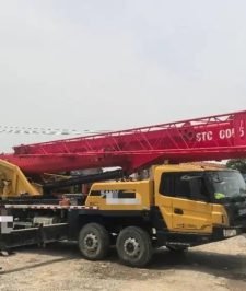 صورة اعلان : كرينات اجار يومي شهري رفع متطلبات العمل مثل رفع الحديد