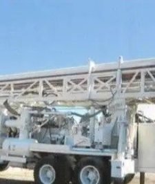 صورة اعلان : حفار ابار ارتوازي وجهاز كشف للمياه املج ينبع العيص الوجه