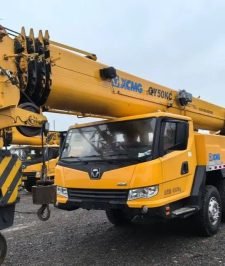 صورة اعلان : كرين 50 طنxcmg