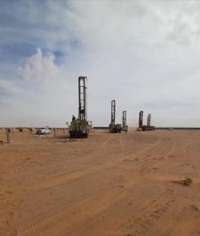 صورة اعلان : حفار ابار ارتوازيه حفار امريكي