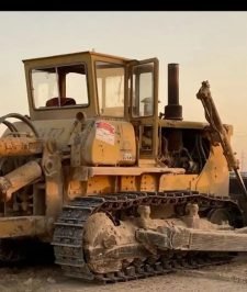 صورة اعلان : بلدوزر للإيجار