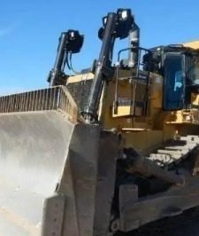 صورة اعلان : للبيع بلدوزر كتربلر حجم D10T موديل 2017