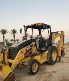 صورة اعلان : جي سي بي للبيع