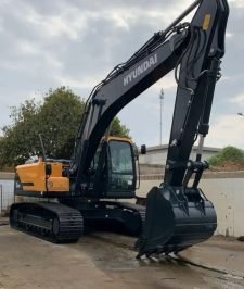 صورة اعلان : بكلين بوكلين للايجار 2024 جي سي بي للايجار بوبكات للايجار