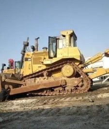 صورة اعلان : بلدوزرات للايجاروالمقوالات تسوية مزارع