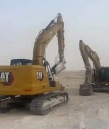 صورة اعلان : بوكلين حجم كبير 320 للاجار الشهري والسنوي