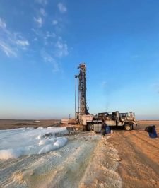 صورة اعلان : حفار ابار أرتوازية دريل فرار همر جهز أمريكي كشف المويه