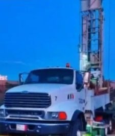 صورة اعلان : حفار ابار ارتوازي