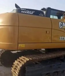 صورة اعلان : بوكلين حفار 2022 حجم 320 كتر بلر الزاهدلايجار ابها TUV