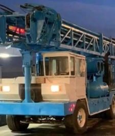 صورة اعلان : حفار ابار ارتوازي