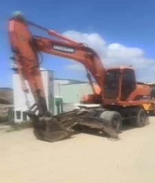 صورة اعلان : بوكلين حفار دقاق للايجار