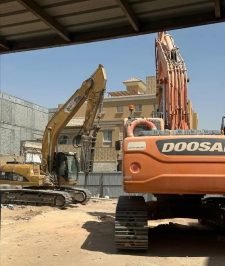 صورة اعلان : حفار للايجار