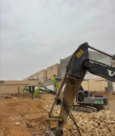 صورة اعلان : بوكلين حفر وترحيل