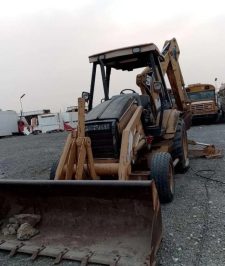 صورة اعلان : للبيع جي سي بي كتربلر بمعرض البيان المطور بالحاير بالرياض