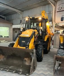 صورة اعلان : للبيع جي سي بي مديل 2022 شبه وكاله