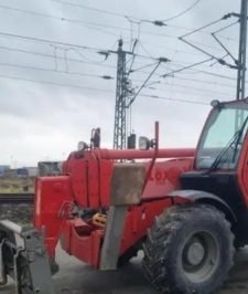 صورة اعلان : رافعة تلسكوبية جي سي بي 170 – 540 موديل 2014 لوط 244