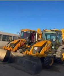 صورة اعلان : جي سي بي عوجا حفار للإيجار تبراك الجله الفويلق