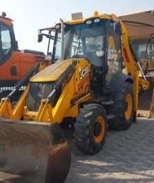 صورة اعلان : جي سي بي (JCB) 2014للإيجار اليومي والاسبوعي الشهري