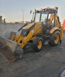 صورة اعلان : جي سي بي للإيجار شهري سفتي