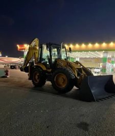 صورة اعلان : جي سي بي للإيجار