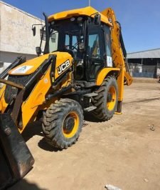 صورة اعلان : جي سي بي JCB