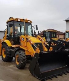 صورة اعلان : جي سي بي عرجاء JCB للايجار القصيم بريدة