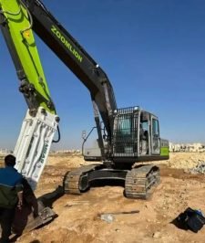 صورة اعلان : معدات للحفر والهدم شيول جي سي بي القصيم بريدة