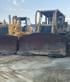 صورة اعلان : بلدوزرات للبيع دركترات كوماتسو وكتر وشنتوي