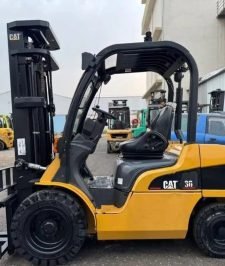 صورة اعلان : رافعات شوكية للايجار الاسبوعي والشهري والسنوي