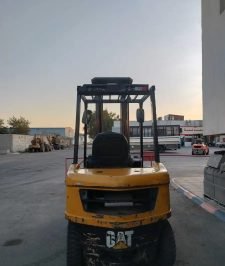 صورة اعلان : للبيع رافعه شوكيه كتر بلر ديزل 2.5طن