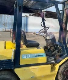 صورة اعلان : رافعات شوكية للبيع