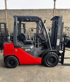 صورة اعلان : رافعة شوكية تايوتا