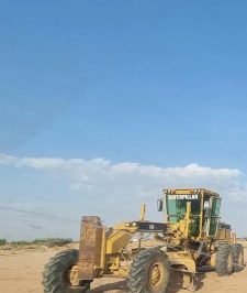 صورة اعلان : للايجار شيول بوكلين بلدوزر قريدر رصاصة قلابات